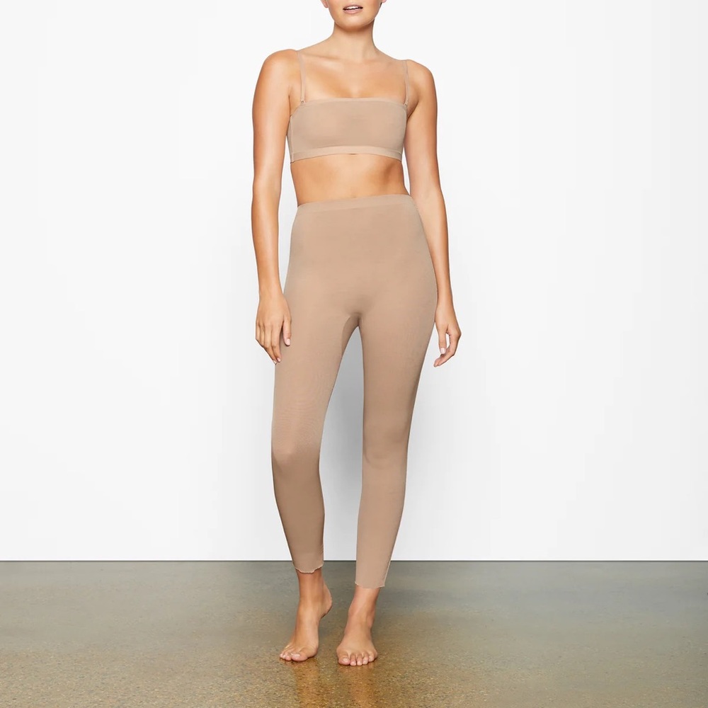 SHEER SCULPT LOW BACK LEGGING